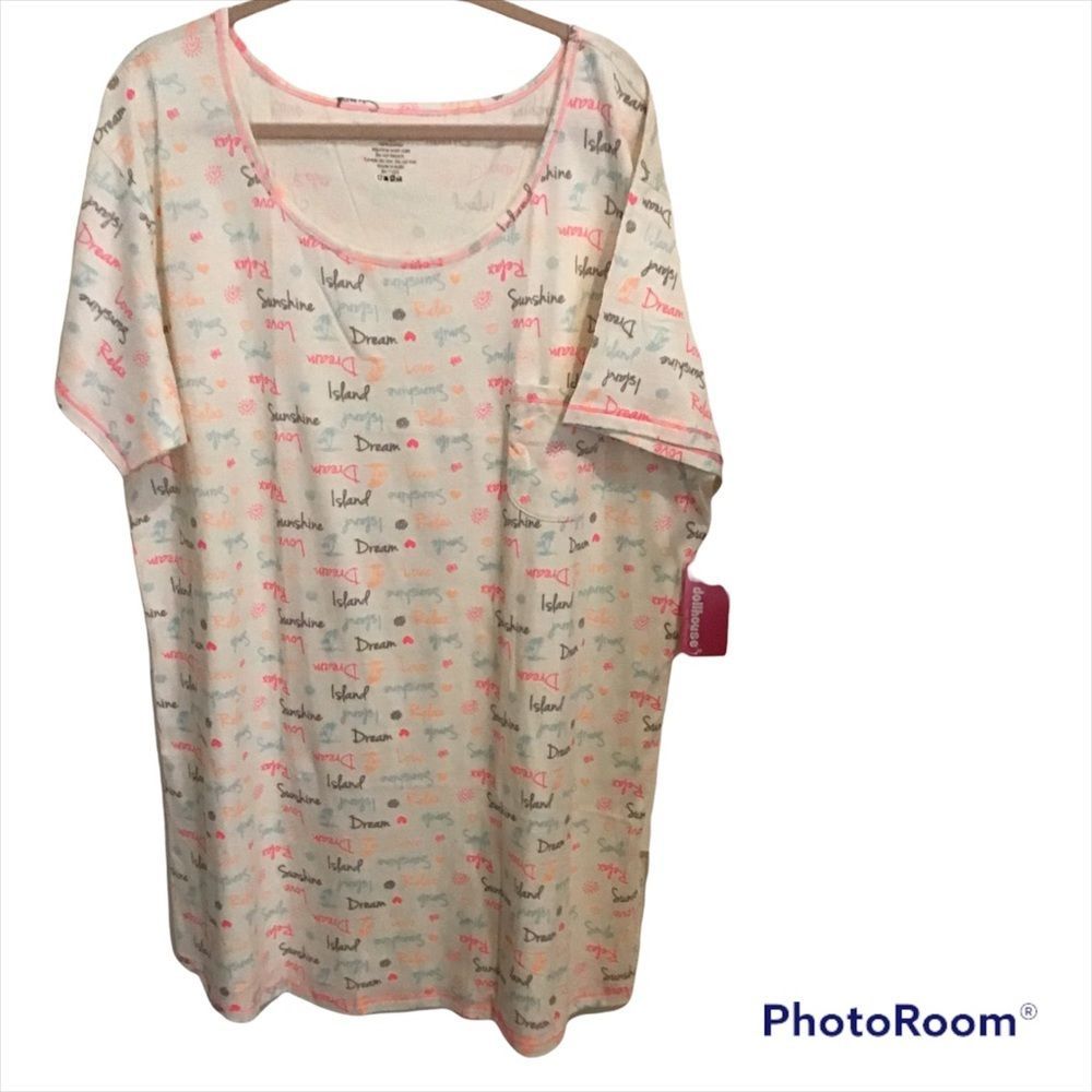 DOLLHOUSE CREAM AND PINK ROBES 3X - Picture 3 of 11